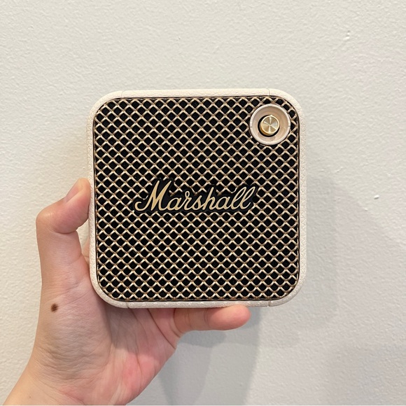 Marshall Other - Marshall Cream Bluetooth Speaker—Willen II
